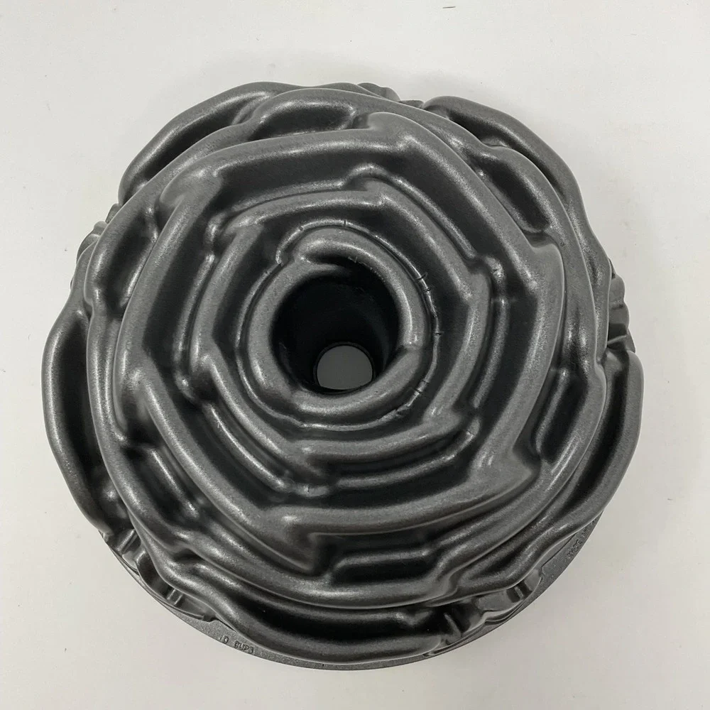 Nordic Ware Rose Bundt Pan Cast Aluminum 10 Cup Non-Stick Bakeware Gray Floral
